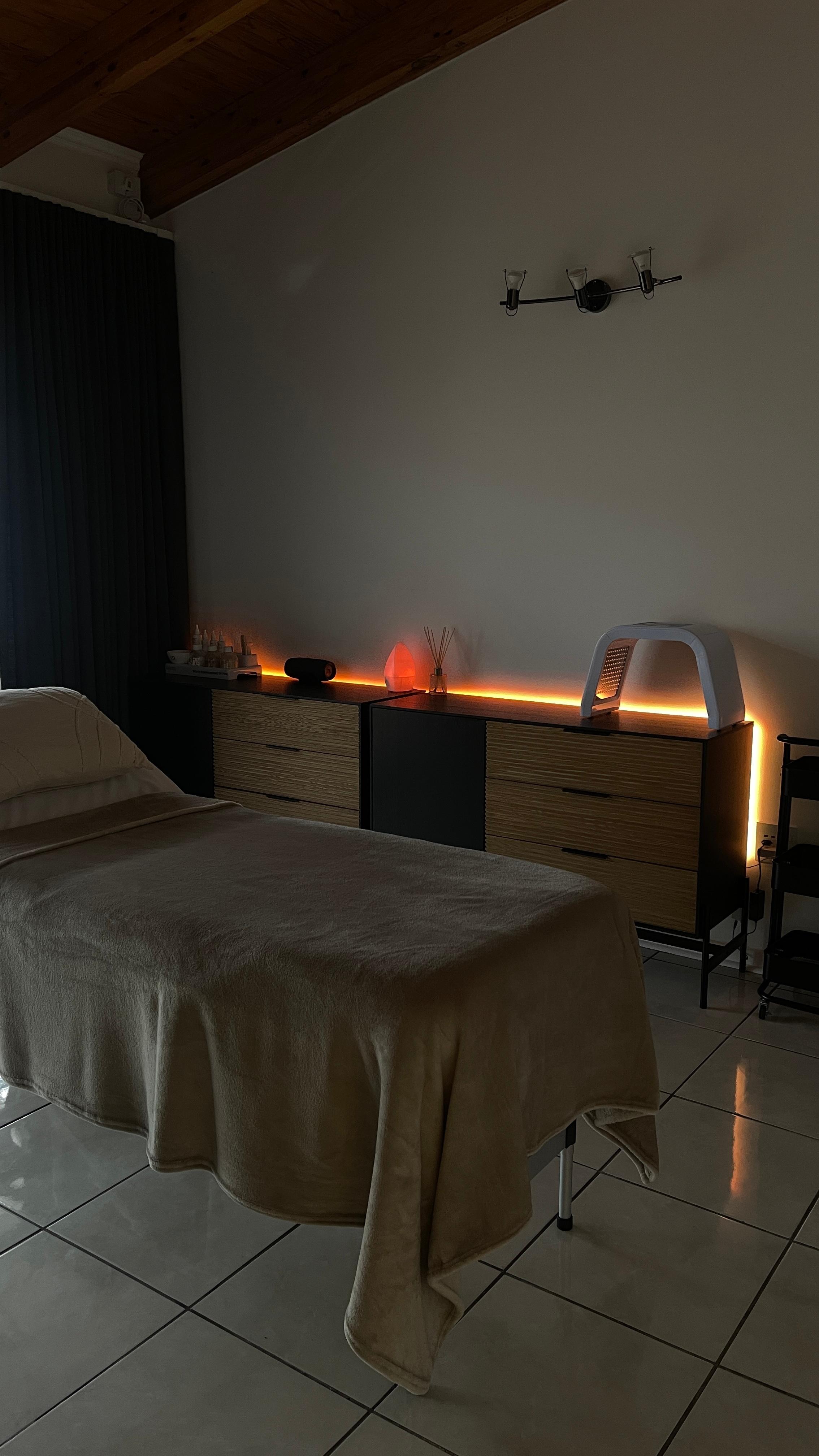 MAIÈ Aesthetic Salon interior